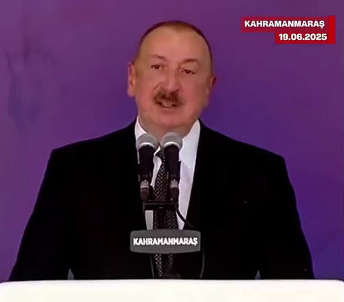 xcDJUtqs3n0uh lc.jpg