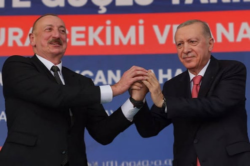 509442131 122213540744146263 6899245336449186548 n.jpg?stp=dst jpg p526x395 tt6& nc cat=107&ccb=1 7&.jpg