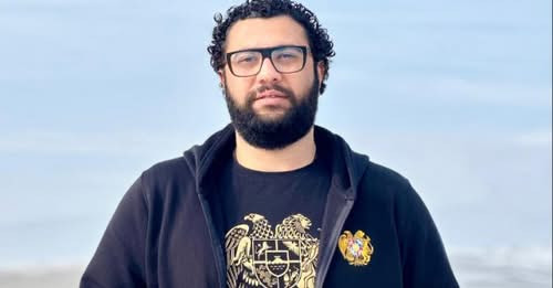 4422436344066264589?url=https%3A%2F%2Falternativ.am%2Ftimthumb.php%3Fsrc%3D%2Fdisc%2F19 06 25%2Fb1d6.jpg