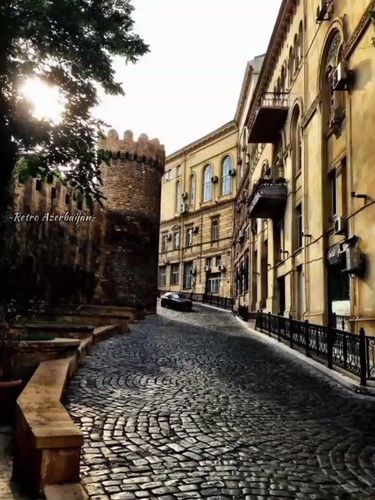 I4 NZiYSnptJyF2o.jpg