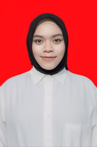 selfie rini.jpg