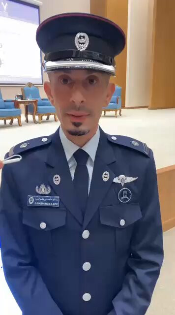 cURbemf44Nmq UpJ.jpg