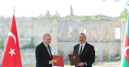 6969811842411478427?url=https%3A%2F%2Ffiles.modern.az%2Farticles%2F2025%2F06%2F15%2F1749989927 sh.we.jpg