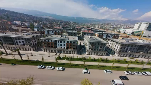 pB0X 2sviLY 87 1.jpg