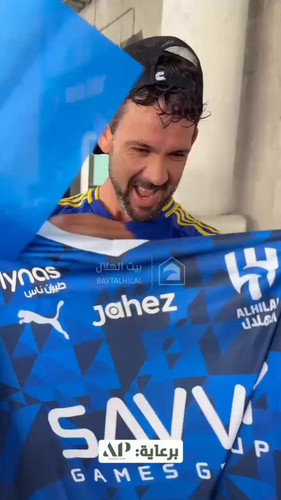 sAa0DuB5hK57sWU .jpg