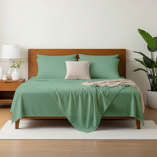 Emerald (2).jpg