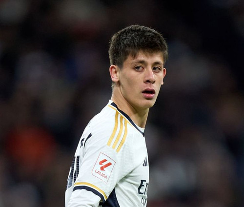 MADRID, SPAIN - FEBRUARY 10: Arda Guler of Real Madrid looks on during the LaLiga EA Sports match be.jpg