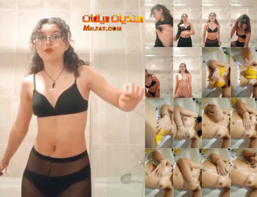 حصري جديد لبنوته مصرية قمر تعرض جسمها الصغير مفيش غلط بجسمها وهي تحاول تغرييه