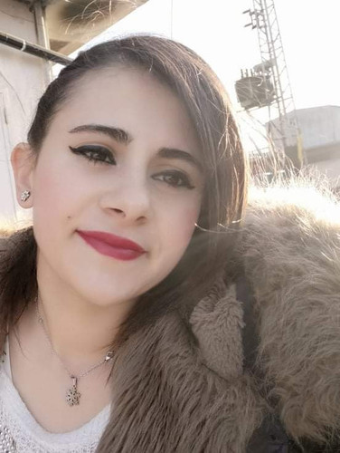 سورية فاجرة تعرض كسها وابزازها الفاجرين