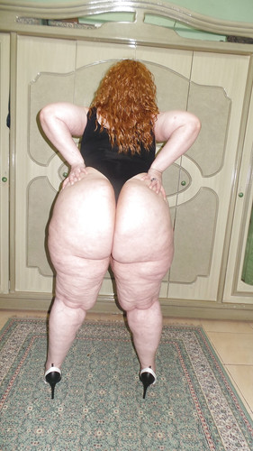 تجميعة ألبومات الشرموطة المربربه عزه بطيزها الكبيرة  FqlMyba.md