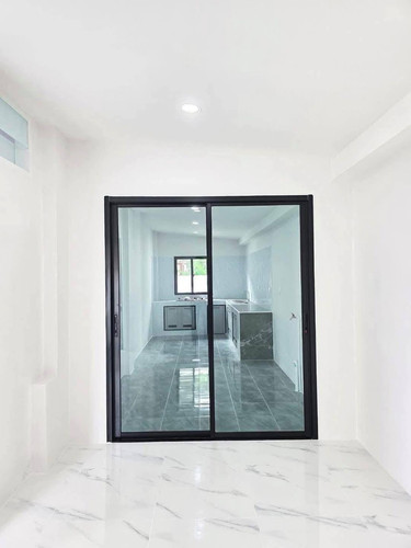 WhatsApp Image 2025 06 14 at 03.30.48.jpg