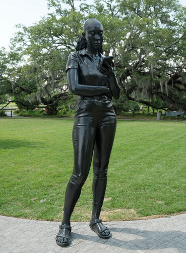 E 2024 9 1 002 1 756x1024