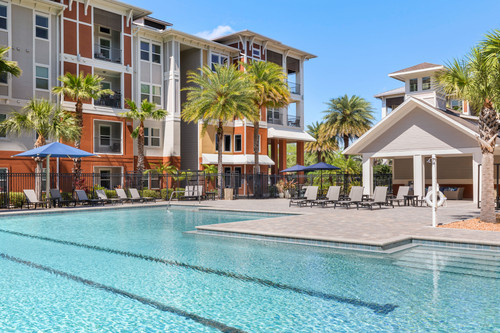 C243830 Venue At Lakewood Ranch Pool1 1.jpg