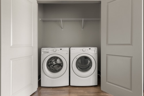 C243830 Venue At Lakewood Ranch UNIT 1313 Laundry 5.jpg