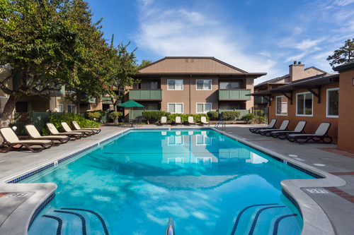 FEL Hayward WhitmanGreen 1011 Edit HR.jpg