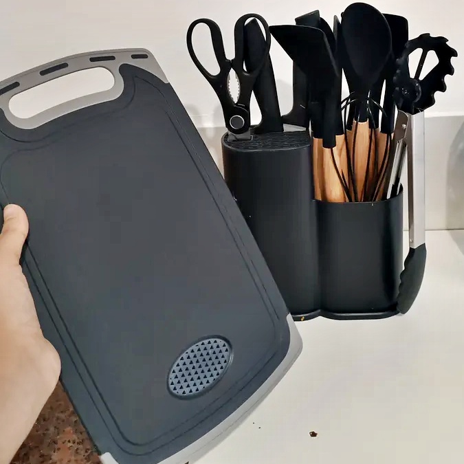 Kit Utensílios Silicone C/ Cabo De Madeira E Facas Em Inox