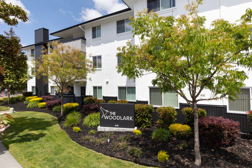 FEL Hayward Woodlark 10+twi 1003 HR(1).jpg