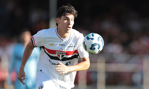 Ferraresi é o jogador da Série A com mais desarmes em julho