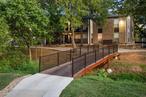 C242530 BristolGrapevine Twilight Walkway 01 2.jpg