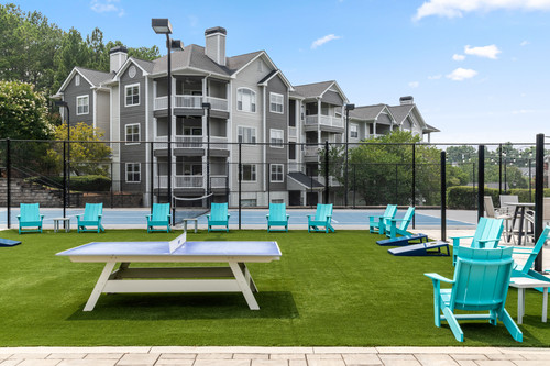 C242940 ChattahoocheeRidge COURT YARD 02 02.jpg