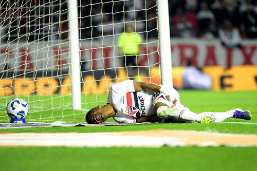 Wendell é desfalque no São Paulo devido a lesão na coxa esquerda