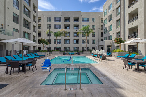 Exterior A3A9134.jpg