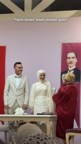 eSiIlYbRb6kUwTNC.jpg
