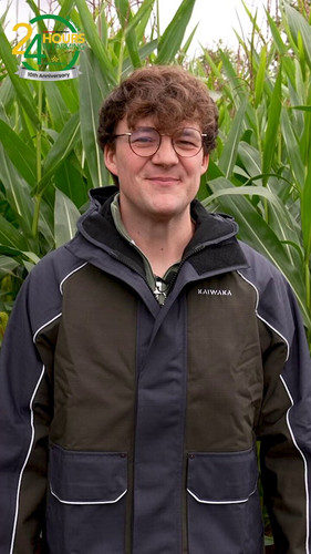 RjqYm UhP3ipj Wd.jpg