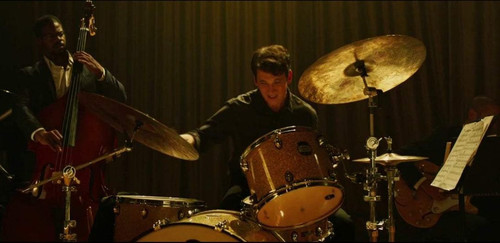 GxrV4ZWaoAA2H m.jpg