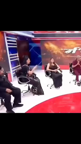A2YajBKsYS16dynB.jpg