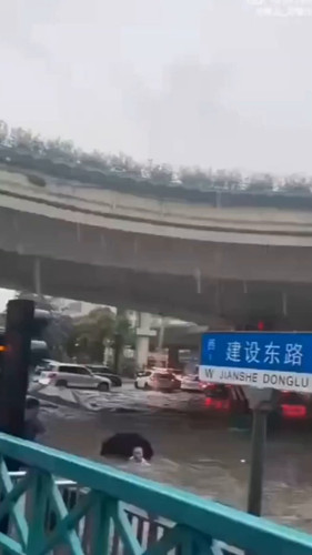 Atz ULzB3kpNXIa2.jpg