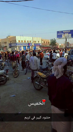 iNgvom8NRaw EeT7.jpg