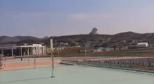 HMZAh d5vo4VyCw4.jpg