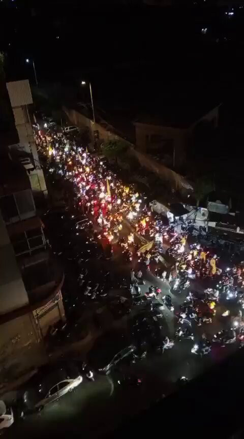  Hn7UGF6KbNZAHOZ.jpg