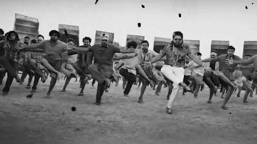 H4nf fwmYt9TeMAX.jpg