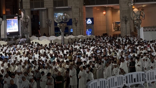 UmXA Tk jT43KAKl.jpg