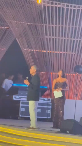 9U OhahZN9dq LRZ.jpg