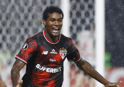 ADEUS DO CRAQUE? São Paulo negocia transferência de Lucas Ferreira para clube europeu