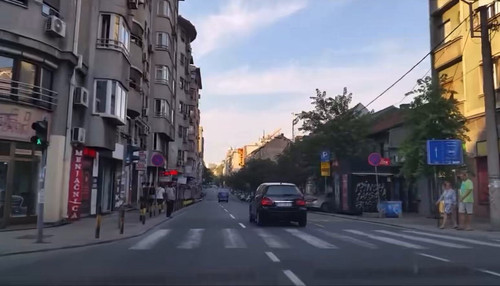 8d QWvEql5Fk7sUT.jpg