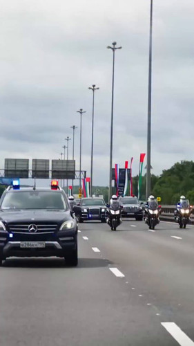 qpD fv431MUo6bnA.jpg