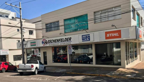 FOTO WESCHENFELDER.png