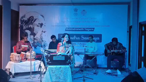 yQLcK sdEjvrNOSs.jpg