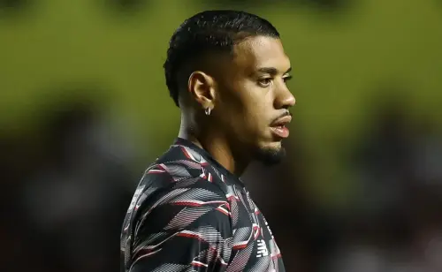 São Paulo busca novo empréstimo de Ruan Tressoldi após lesão de Arboleda