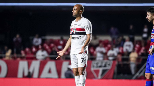 Lucas Moura retorna aos gramados com São Paulo após três meses afastado