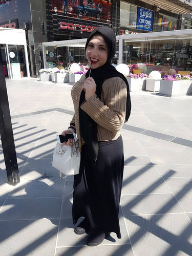 البوم ناري لبنوته جامعية تصور نودز لحبيبها