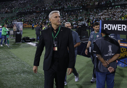 Crespo mantém mistério sobre Lucas e foca na "noite de Copa" no Morumbi