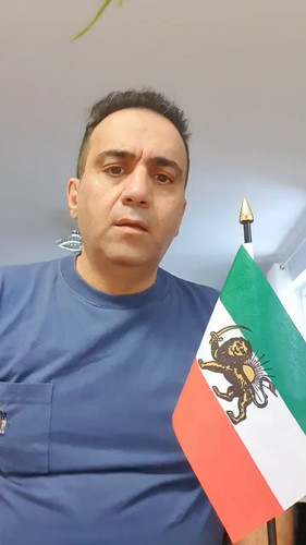 2B8qFQhf23kGf aI.jpg