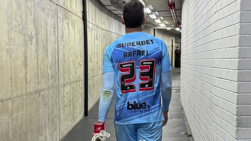 Rafael Sao Paulo aspect ratio 512 320.jpg