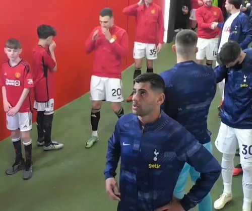 Sd96cF qr0Y8fRD1.jpg