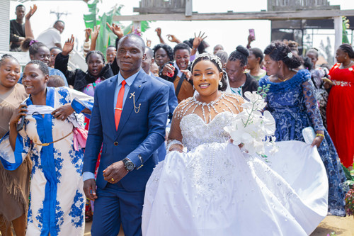 745A6939Hombe pHOTO.jpg